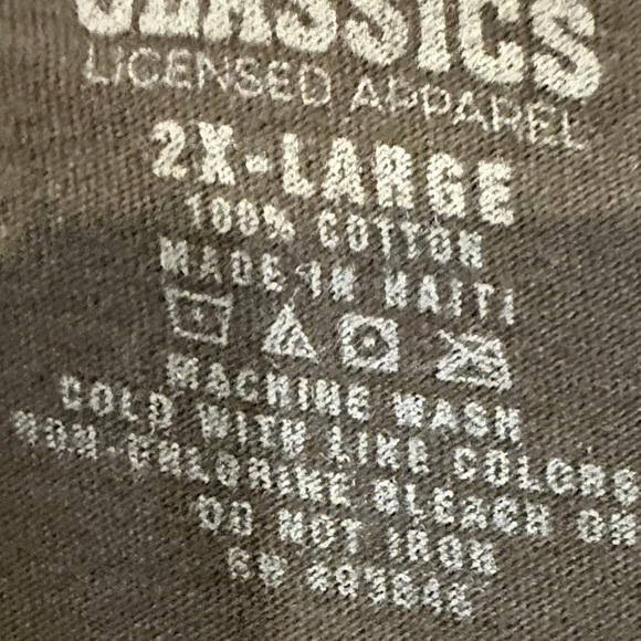 Def Leppard Black Graphic Tee - Picture 8 of 8